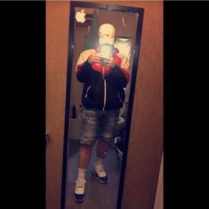 Meet your Posher, Kacey